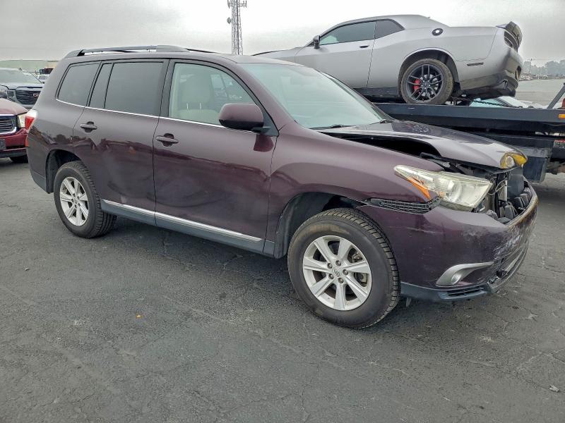Photo 4 from auction – 2013 TOYOTA HIGHLANDER with VIN 5TDBK3EH8DS189227