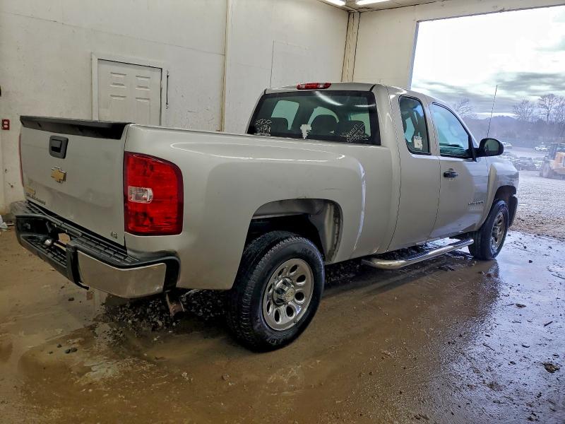 Photo 3 from auction – 2011 CHEVROLET SILVERADO with VIN 1GCRCPEX1BZ131787