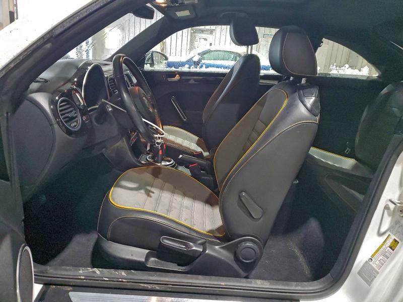 Photo 7 from auction – 2018 VOLKSWAGEN BEETLE DUN with VIN 3VWSD7AT0JM714804