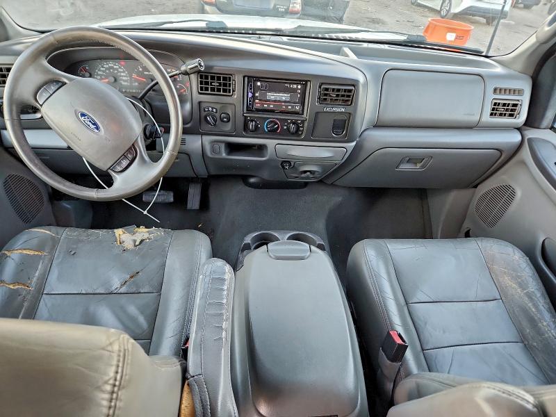 Photo 8 from auction – 2003 FORD EXCURSION with VIN 1FMNU41S13ED05950