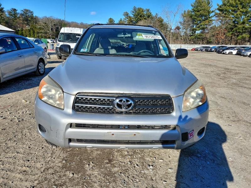 Photo 5 from auction – 2007 TOYOTA RAV4 with VIN JTMBD33V175097485