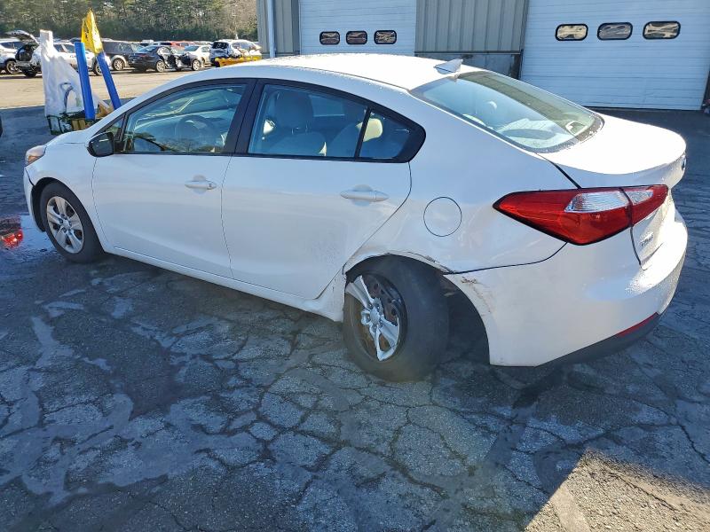 Photo 2 from auction – 2016 KIA FORTE LX with VIN KNAFX4A69G5498547