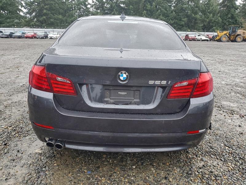 Photo 6 from auction – 2011 BMW 528 I with VIN WBAFR1C55BDS35337