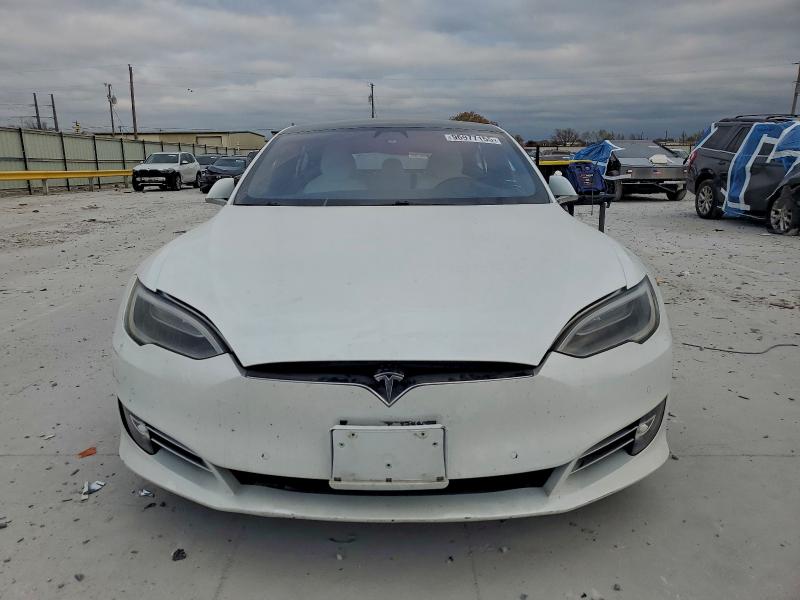 Photo 5 from auction – 2017 TESLA MODEL S with VIN 5YJSA1E29HF190545