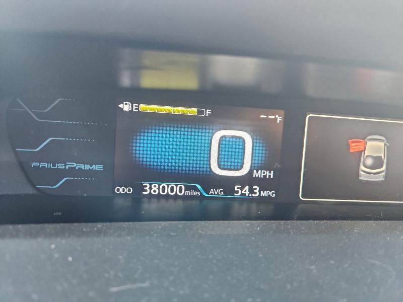 Photo 9 from auction – 2018 TOYOTA PRIUS PRIM with VIN JTDKARFP2J3094641