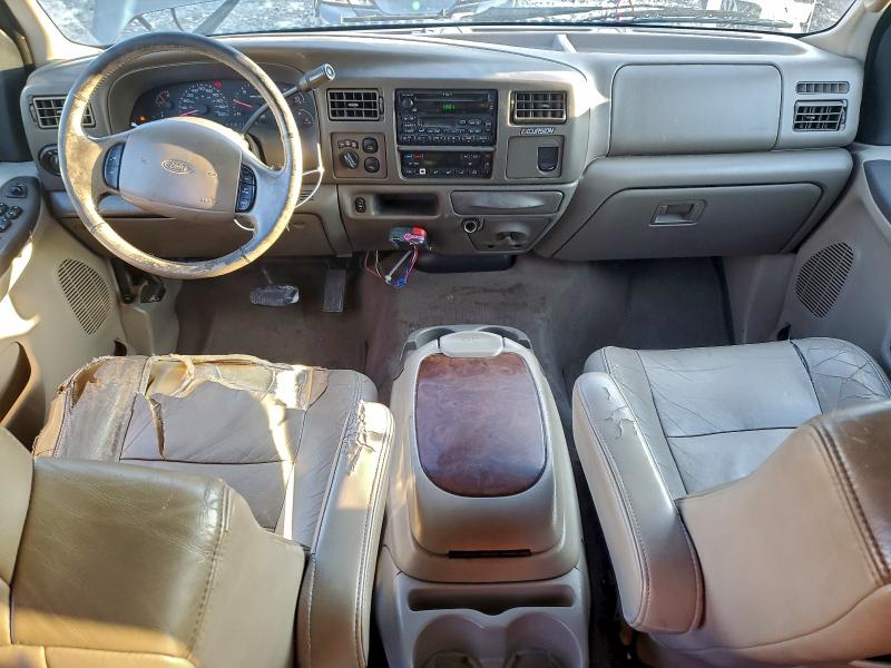 Photo 8 from auction – 2002 FORD EXCURSION with VIN 1FMNU43S22EB87662