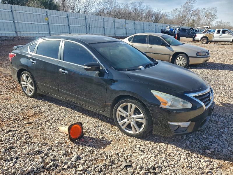 Photo 4 from auction – 2015 NISSAN ALTIMA 3.5 with VIN 1N4BL3AP5FC286048