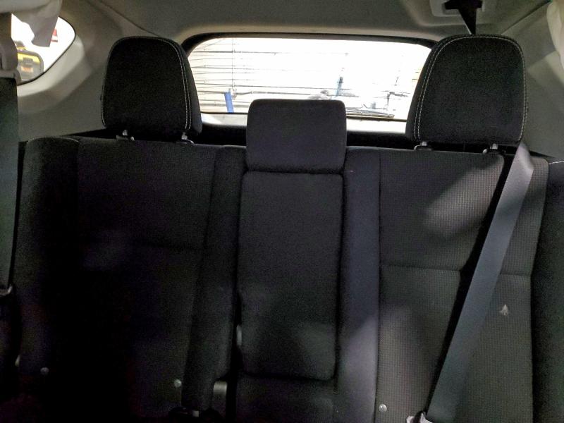 Photo 10 from auction – 2018 TOYOTA RAV4 with VIN 2T3RFREVXJW700037