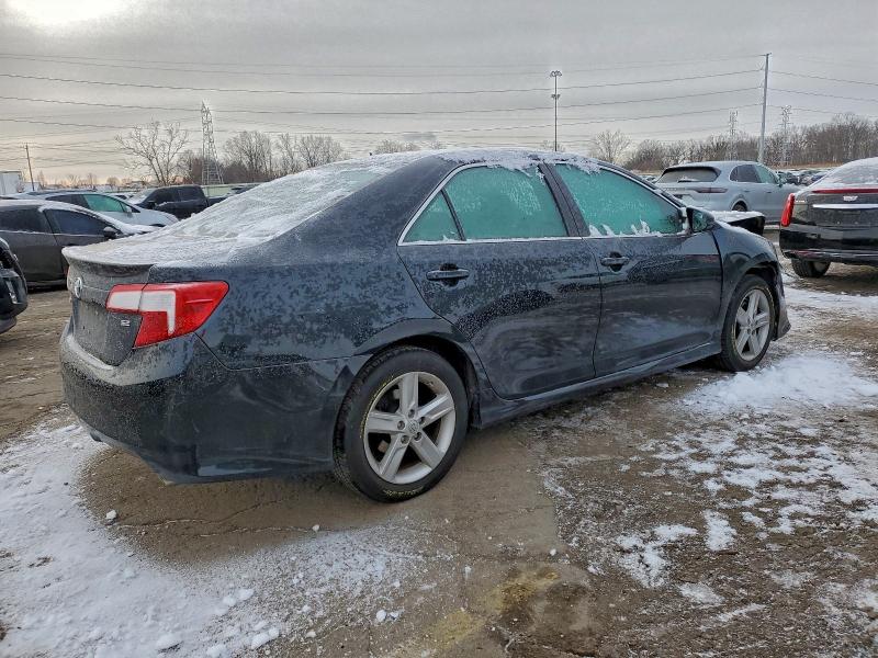 Zdjęcie 3 z aukcji – 2014 TOYOTA CAMRY L z VIN 4T1BF1FK9EU810941