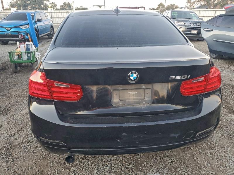 Photo 6 from auction – 2014 BMW 320 with VIN WBA3B1C55EK134872