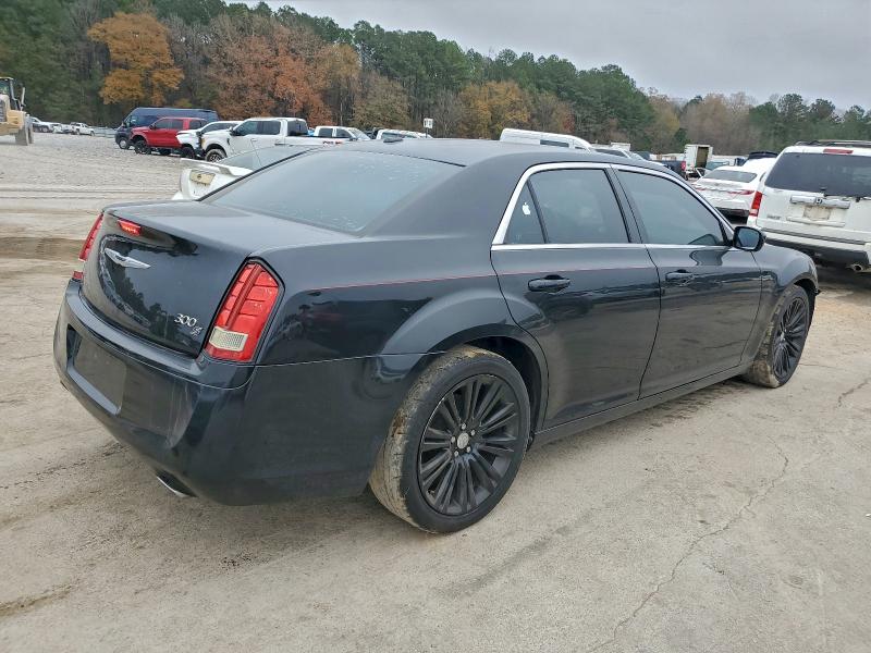 Photo 3 from auction – 2013 CHRYSLER 300 with VIN 2C3CCABG0DH621782