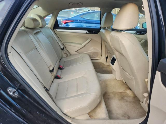 Photo 10 from auction – 2013 VOLKSWAGEN PASSAT with VIN 1VWBP7A34DC037849