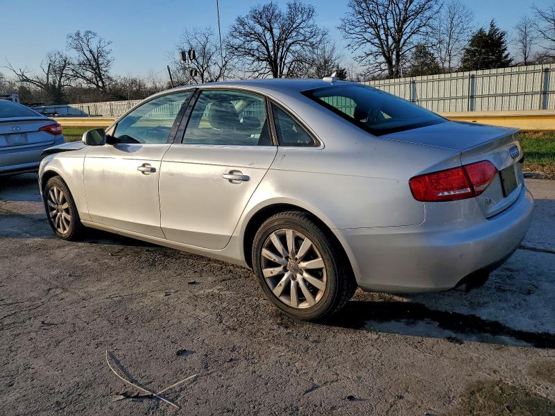 Zdjęcie 2 z aukcji – 2010 AUDI A4 PREMIUM z VIN WAUEFAFL4AN061560