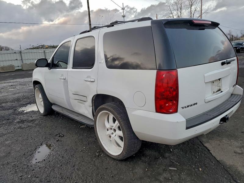 Photo 2 from auction – 2007 GMC YUKON with VIN 1GKFK13097J118644