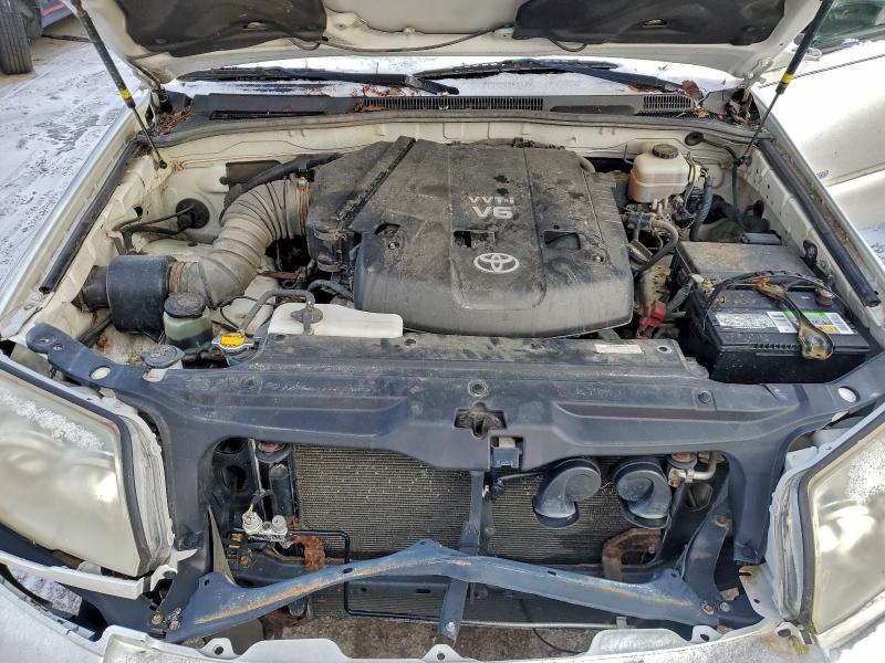 Photo 11 from auction – 2008 TOYOTA 4RUNNER SR with VIN JTEBU14R38K027037