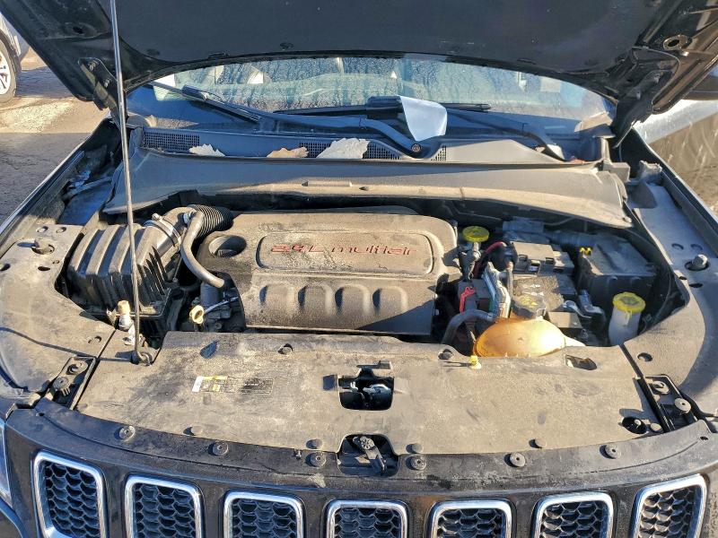 Photo 12 from auction – 2018 JEEP COMPASS LA with VIN 3C4NJDBB6JT177486