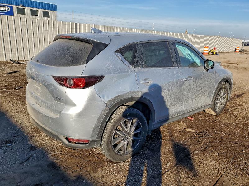 Photo 3 from auction – 2018 MAZDA CX-5 TOURI with VIN JM3KFBCM5J0419083