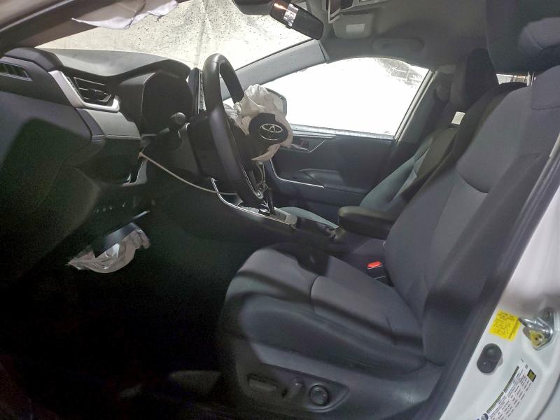 Photo 7 from auction – 2021 TOYOTA RAV4 XLE with VIN 2T3RWRFV8MW117338