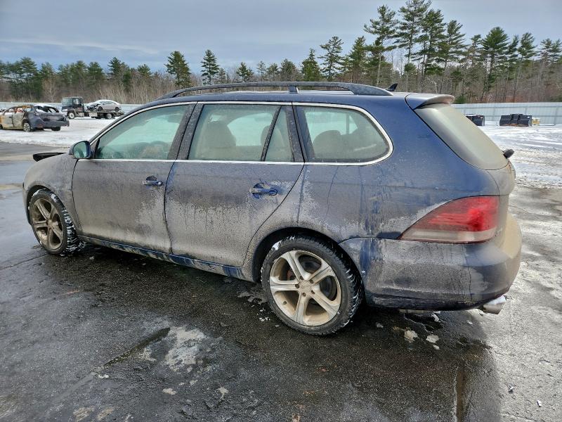 Photo 2 from auction – 2011 VOLKSWAGEN JETTA S with VIN 3VWPZ7AJ4BM714473