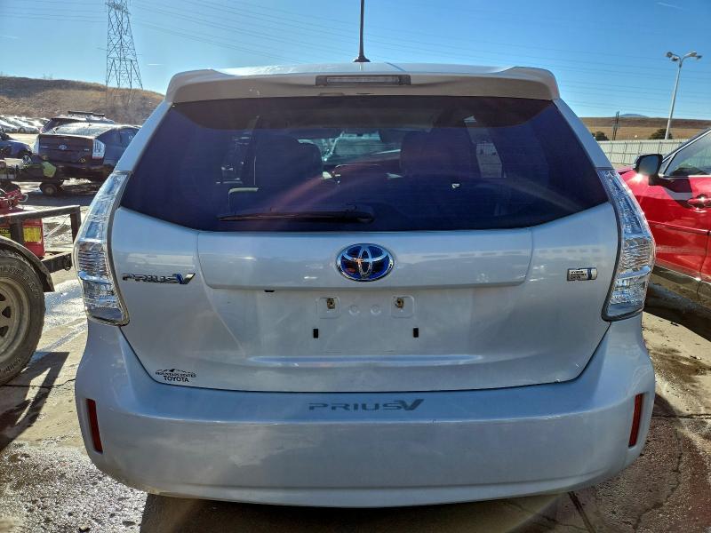 Photo 6 from auction – 2013 TOYOTA PRIUS V with VIN JTDZN3EU6D3197802
