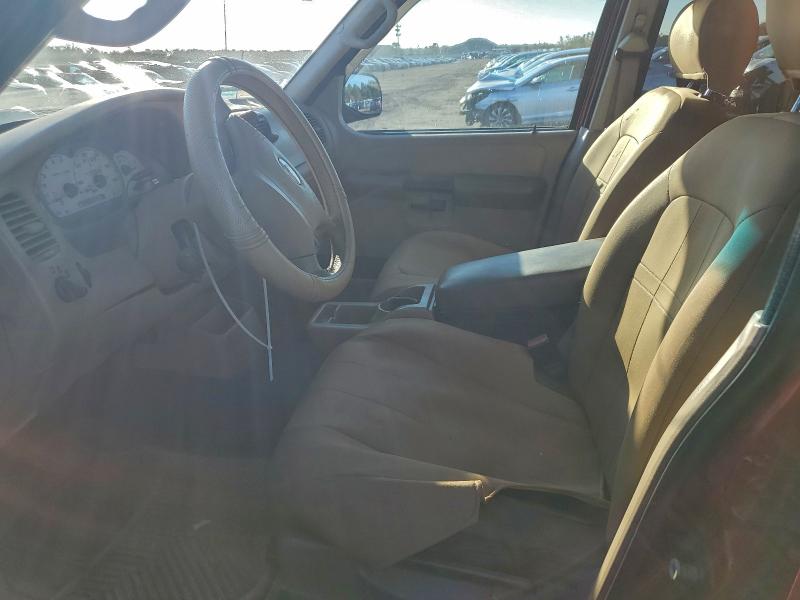 Photo 7 from auction – 2003 FORD EXPLORER S with VIN 1FMZU77E93UA70692