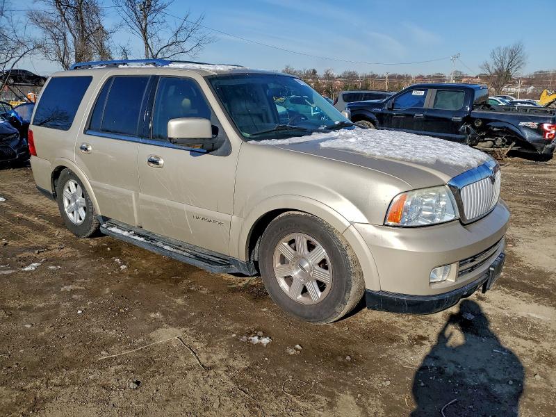 Photo 4 from auction – 2006 LINCOLN NAVIGATOR with VIN 5LMFU27586LJ24240