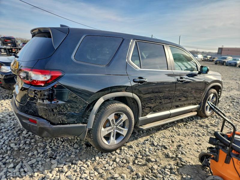 Photo 3 from auction – 2025 HONDA PILOT EXL with VIN 5FNYG1H45SB042146