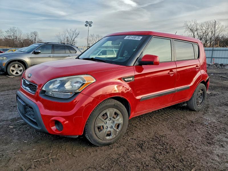 KIA SOUL 2013 with VIN KNDJT2A52D7607760 - Photo from auction