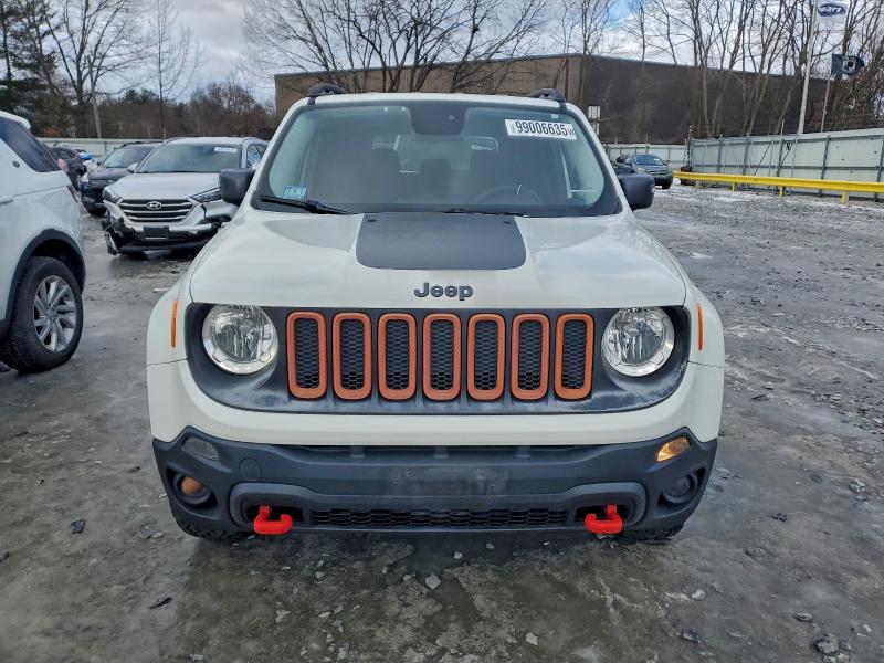 Photo 5 from auction – 2016 JEEP RENEGADE T with VIN ZACCJBCT6GPD98864