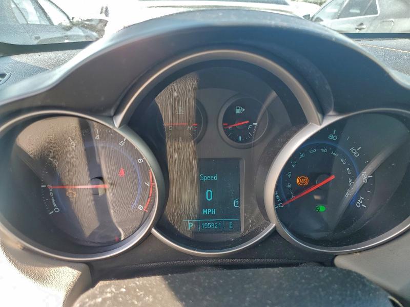 Photo 9 from auction – 2011 CHEVROLET CRUZE LS with VIN 1G1PC5SH8B7140970