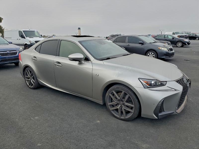 Photo 4 from auction – 2019 LEXUS IS 300 with VIN JTHBA1D29K5094097