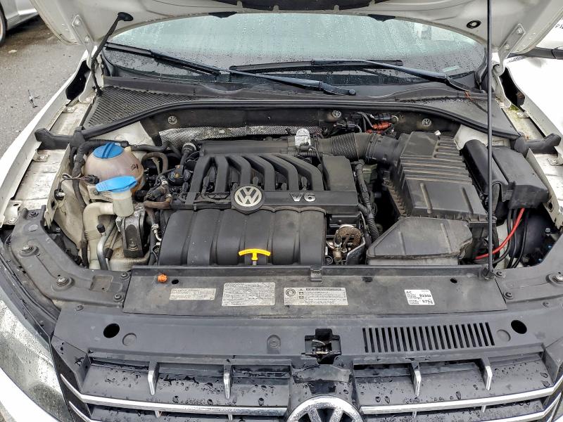 Photo 11 from auction – 2012 VOLKSWAGEN PASSAT SEL with VIN 1VWCM7A39CC021335