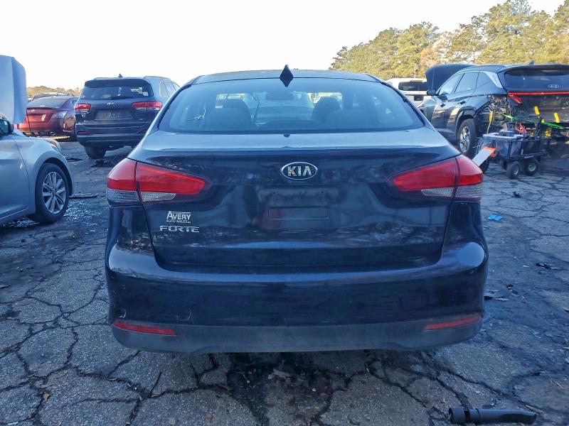 Photo 6 from auction – 2018 KIA FORTE LX with VIN 3KPFL4A74JE230122
