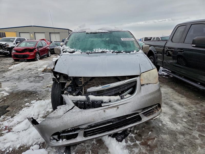 Photo 5 from auction – 2014 CHRYSLER TOWN & COU with VIN 2C4RC1BG6ER256350
