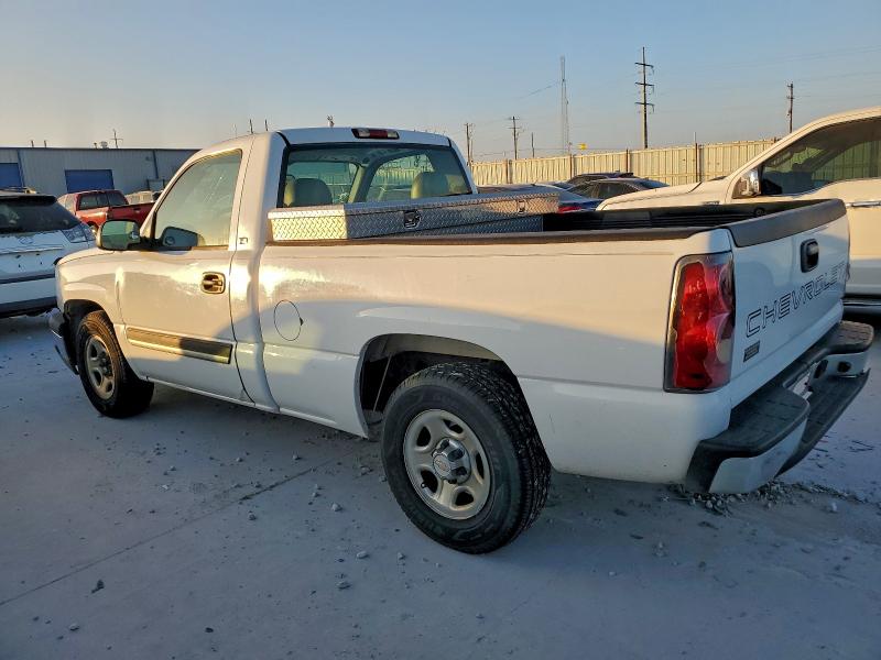 Photo 2 from auction – 2004 CHEVROLET SILVERADO with VIN 1GCEC14X74Z160002