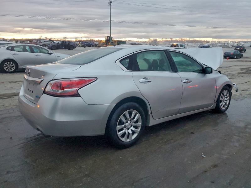 Photo 3 from auction – 2014 NISSAN ALTIMA 2.5 with VIN 1N4AL3AP8EN338559