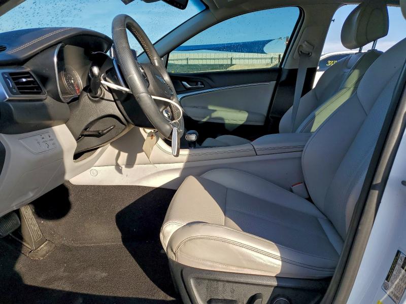 Photo 7 from auction – 2020 GENESIS G70 with VIN KMTG64LA3LU062547
