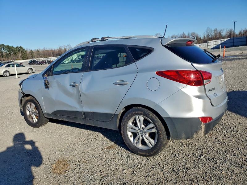 Photo 2 from auction – 2012 HYUNDAI TUCSON with VIN KM8JU3AC3CU387770
