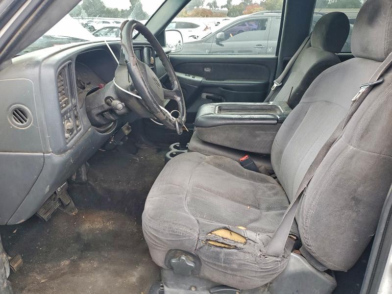 Photo 7 from auction – 2002 CHEVROLET SILVERADO with VIN 1GCEC19T62E173754