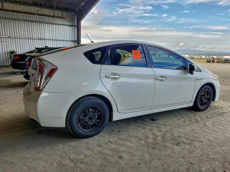 صورة رقم 3 من المزاد - 2012 TOYOTA PRIUS مع VIN JTDKN3DU2C5514500