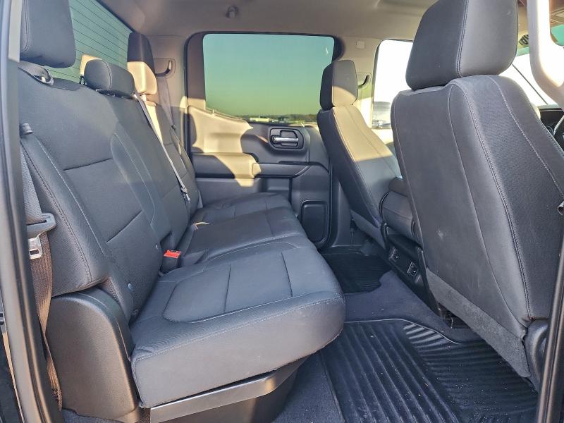 Photo 10 from auction – 2019 CHEVROLET SILVERADO with VIN 3GCUYBEF0KG236679