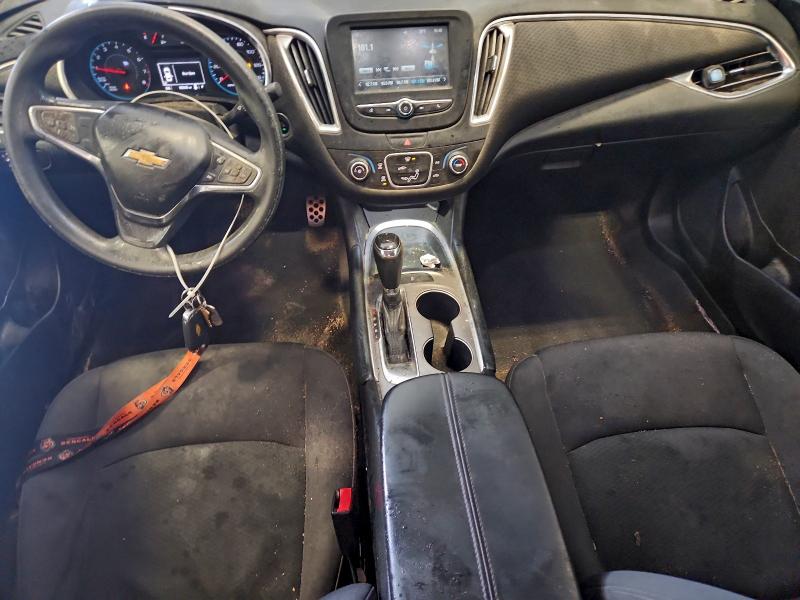 Photo 8 from auction – 2017 CHEVROLET MALIBU LT with VIN 1G1ZE5ST3HF211854