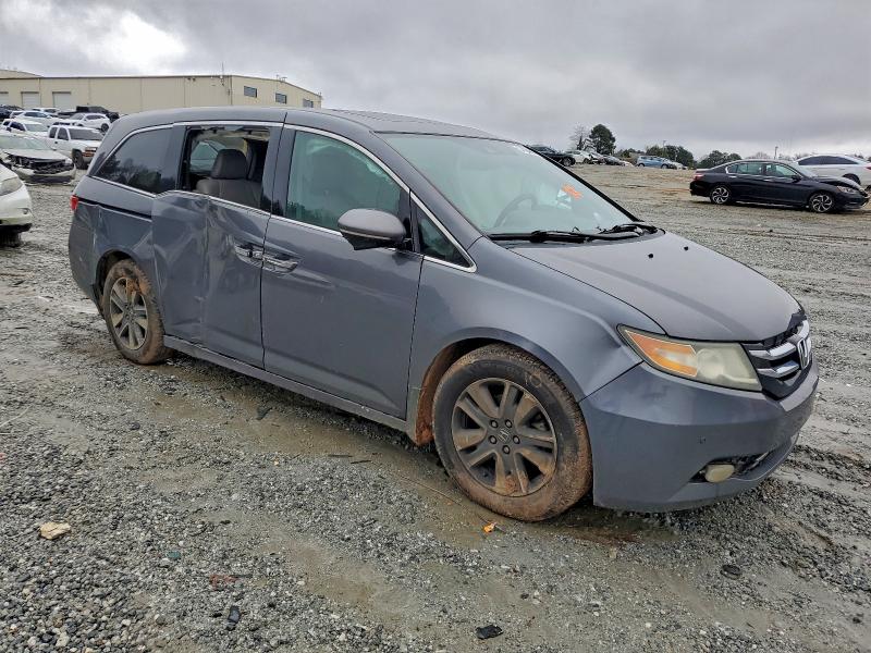Photo 4 from auction – 2016 HONDA ODYSSEY with VIN 5FNRL5H92GB058492