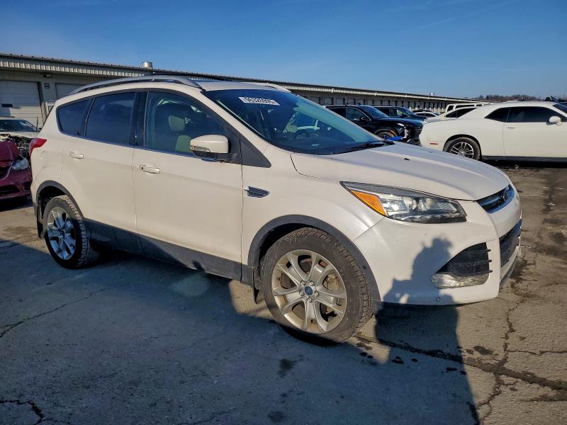Photo 4 from auction – 2016 FORD ESCAPE TIT with VIN 1FMCU0J92GUA07125