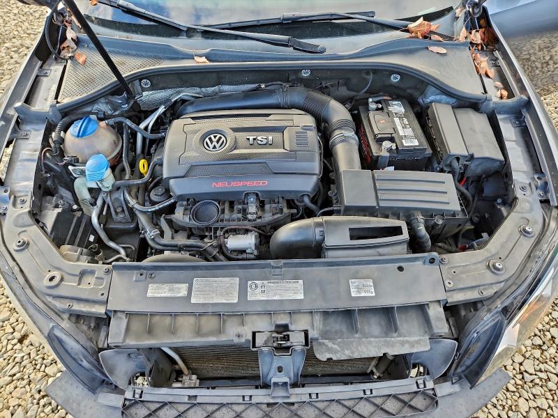 Photo 11 from auction – 2014 VOLKSWAGEN PASSAT S with VIN 1VWAT7A31EC021908