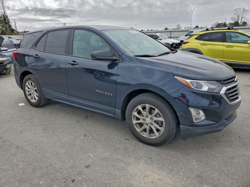 Photo 4 from auction – 2020 CHEVROLET EQUINOX with VIN 3GNAXHEV2LS708290