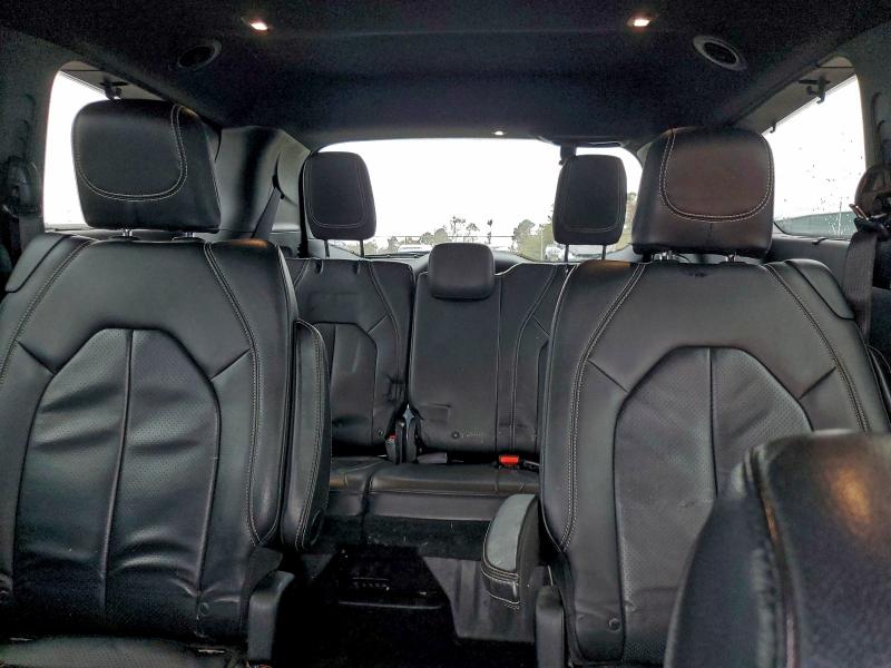 Photo 10 from auction – 2018 CHRYSLER PACIFICA T with VIN 2C4RC1BG7JR165100