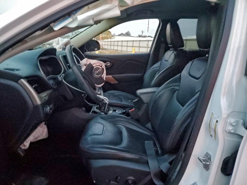 Photo 7 from auction – 2017 JEEP CHEROKEE L with VIN 1C4PJLDB6HW650162