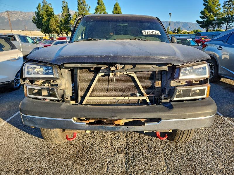 Photo 5 from auction – 2003 CHEVROLET SILVERADO with VIN 2GCEC19V531292741