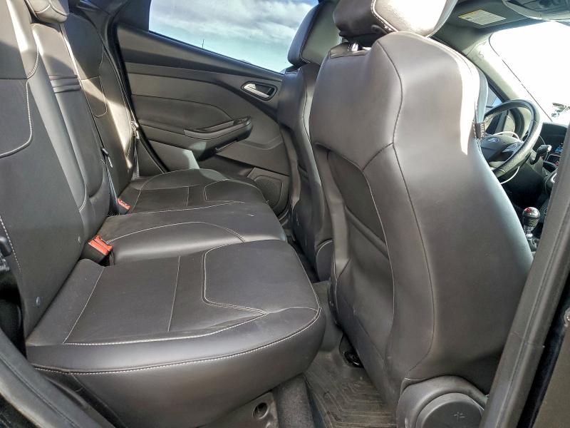 Фото 11 с аукциона – 2016 FORD FOCUS ST с VIN 1FADP3L92GL363391